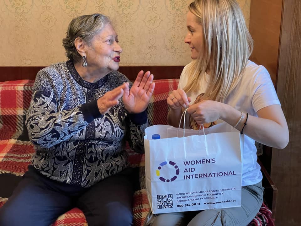 Yana Matviychuk, humanitarian aid